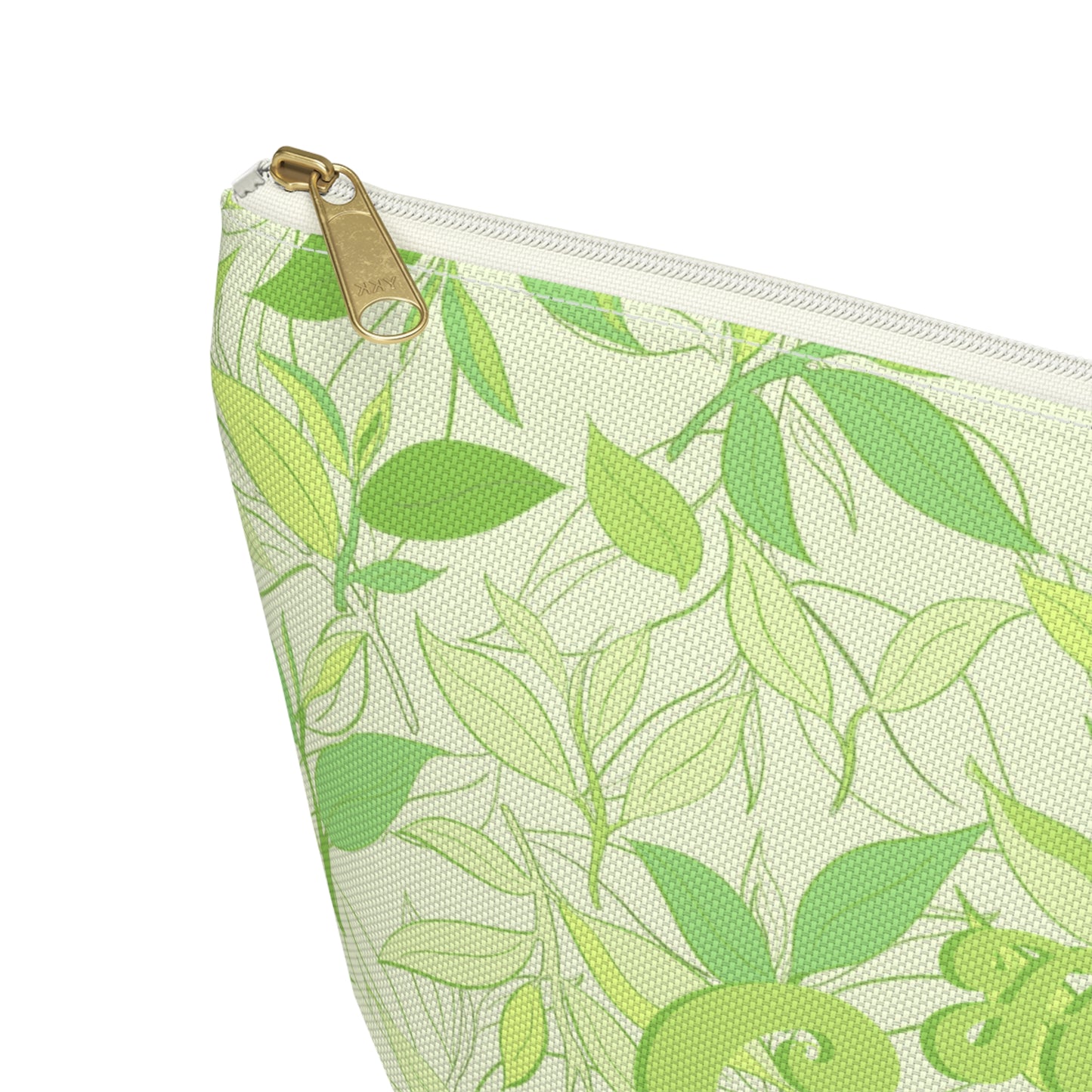 Leafy Green Tea Vibes | Beauty Bag
