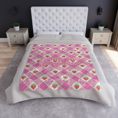 Pink Strawberry Gingham | Crushed Velvet Throw Blanket