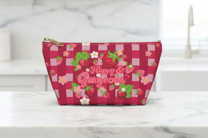 Strawberry Gingham | Beauty Bag